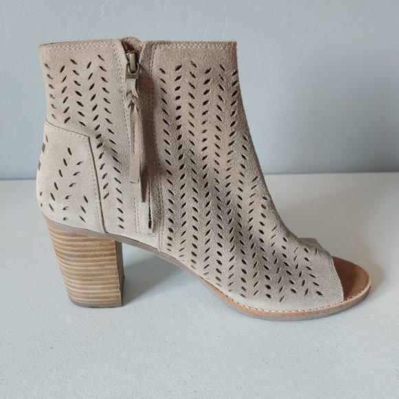 Toms Bootie "EUC" - Picture 8 of 15